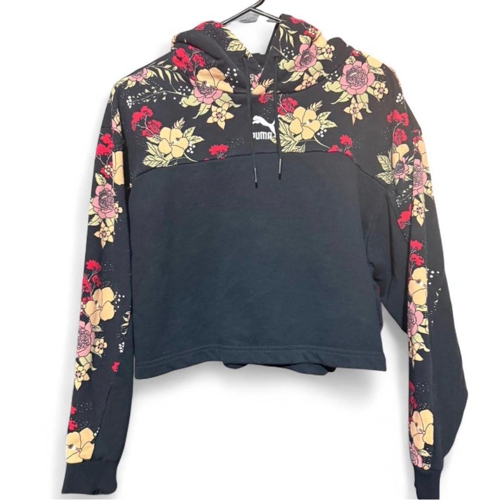 SOLD! Puma Floral Hoodie Women’s Large Black Cropped Sweatshirt Streetwear